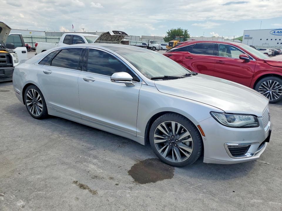 2017 Lincoln VIN 3LN6L5DC5HR618909 COPART salvage auction — HAIL, Ok - Cert Of Title-Salvage, sold $3,100 on 2026-07-17 (photo 4)
