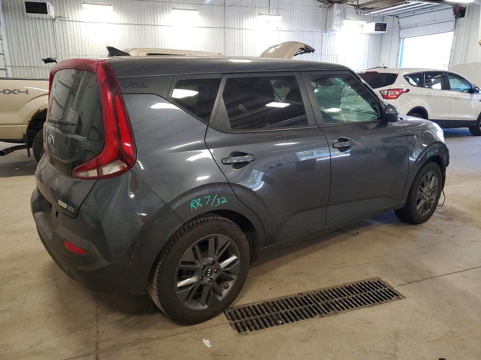 2021 Kia Soul VIN KNDJ33AU7M7755142 COPART salvage auction — FRONT END, Id - Salvage Certificate Of Title, sold $1,750 on 2026-07-16 (photo 3)