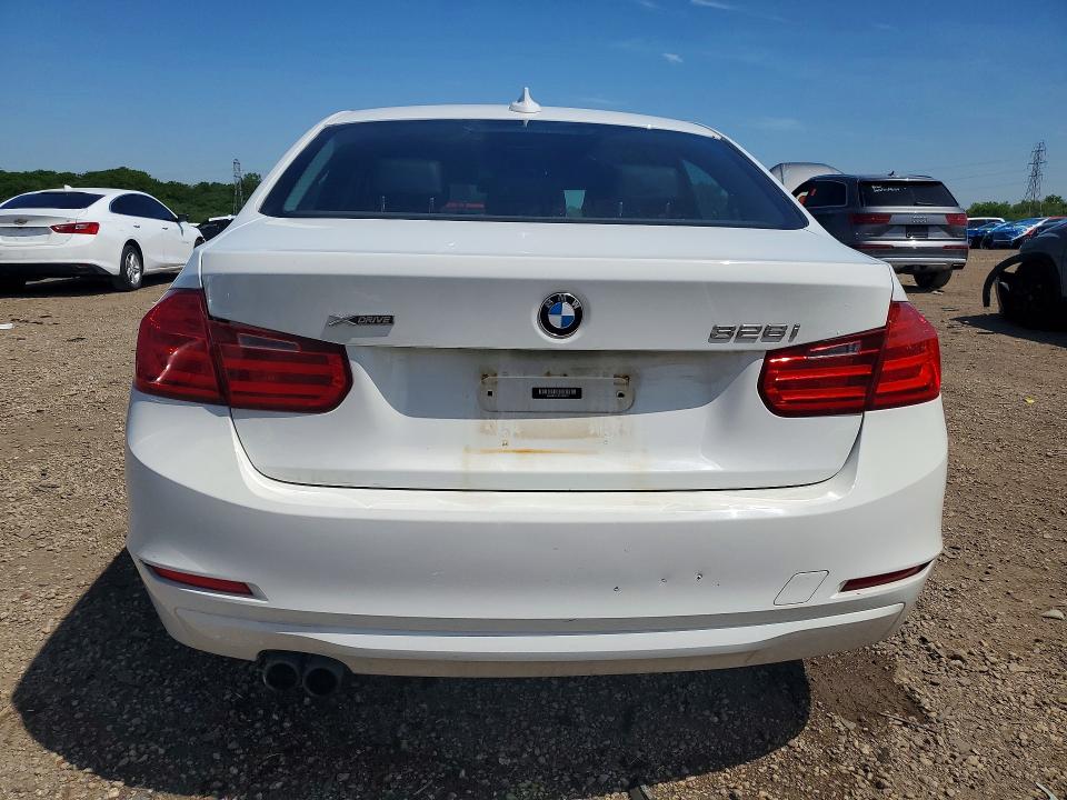 2013 BMW 3er VIN WBA3B5C57DF599023 COPART salvage auction — SIDE, Il - Salvage Certificate, sold $2,250 on 2026-07-31 (photo 6)