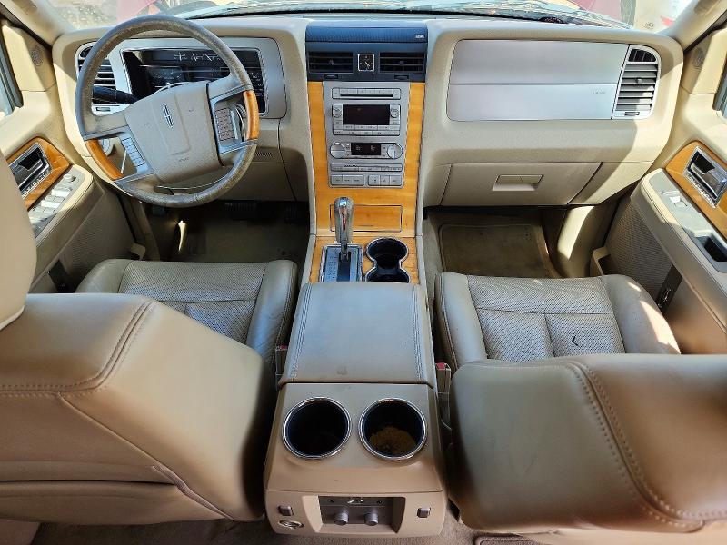 2010 Lincoln Navigator VIN 5LMJJ2H53AEJ10356 COPART salvage auction — FRONT END, Tx - Salvage Vehicle Title, sold $1,750 on 2026-07-02 (photo 8)