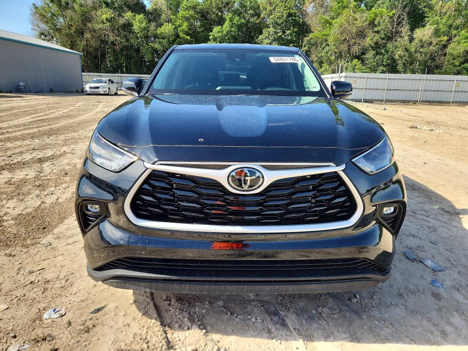2025 Toyota Highlander VIN 5TDKDRAH7SS552410 COPART salvage auction — SIDE, Fl - Cert Of Title Slvg Rebuildable, sold $13,900 on 2026-07-17 (photo 5)
