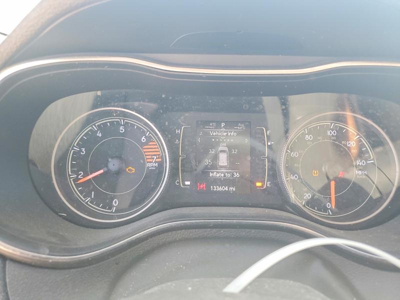 2019 Jeep Cherokee VIN 1C4PJLCB9KD221523 COPART salvage auction — FRONT END, Tx - Salvage Vehicle Title, sold $2,100 on 2026-07-09 (photo 9)