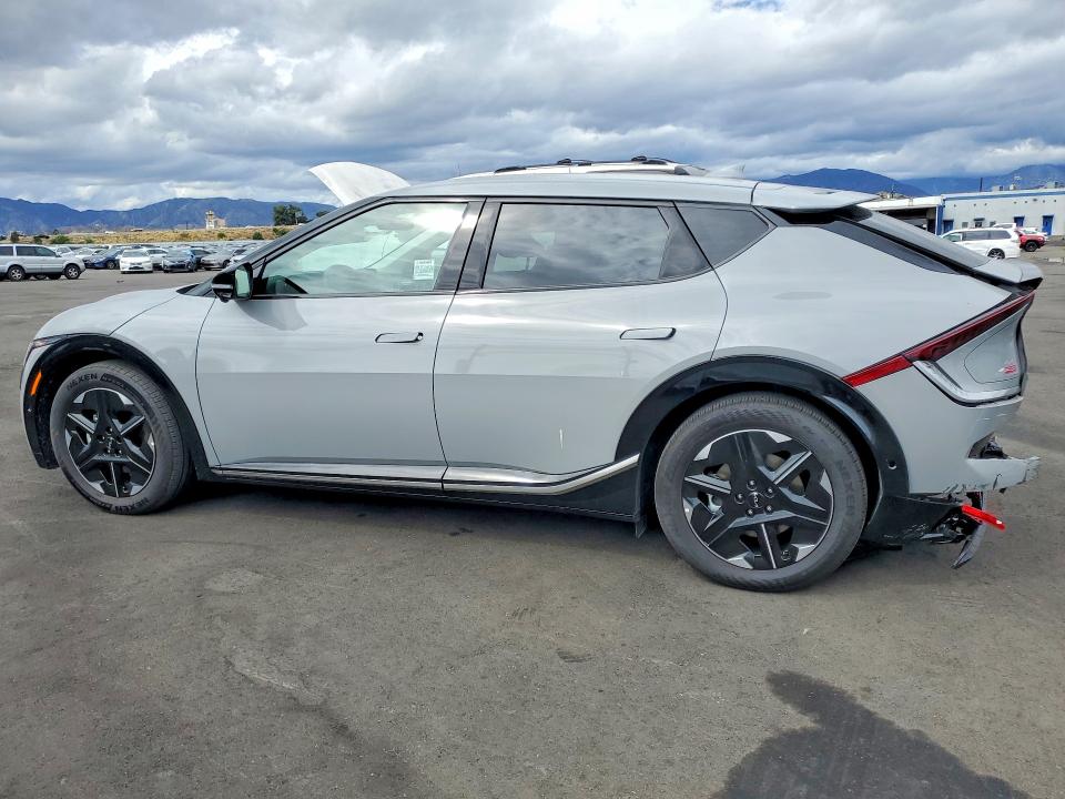 2025 Kia VIN 5XYC34JA6SG013934 COPART salvage auction — REAR END, Ca - Salvage Certificate, sold $14,500 on 2026-07-19 (photo 2)