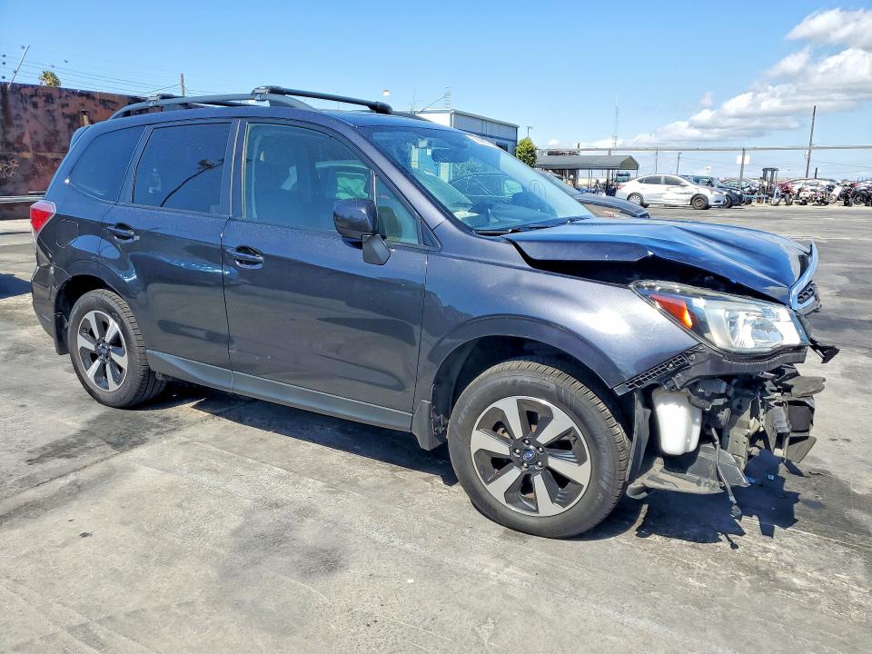 2017 Subaru Forester VIN JF2SJAGC6HH454540 COPART salvage auction — FRONT END, Ca - Salvage Certificate, sold $825 on 2026-07-31 (photo 4)