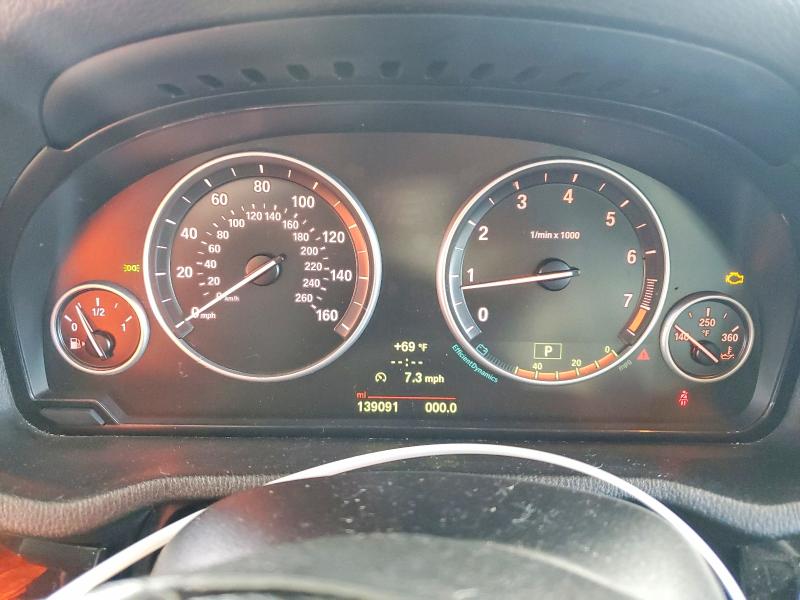 2015 BMW X3 VIN 5UXWX9C5XF0D48111 COPART salvage auction — MINOR DENT/SCRATCHES, CA - CERTIFICATE OF TITLE, sold $1,950 on 2026-07-09 (photo 9)
