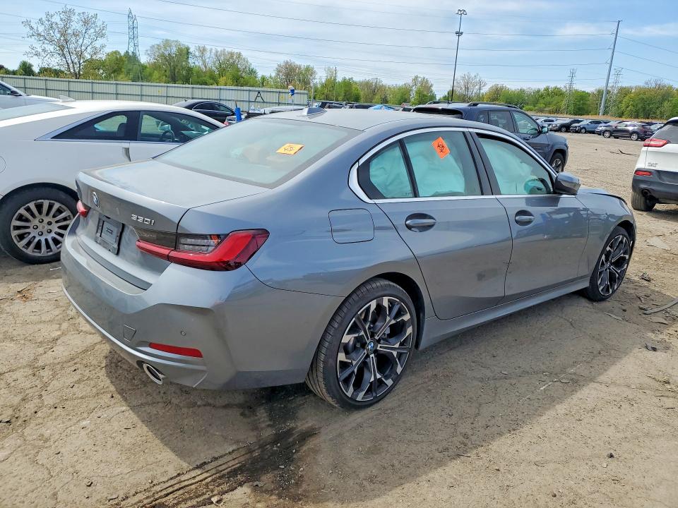 2025 BMW 3er VIN 3MW89CW05S8F24283 COPART salvage auction — FRONT END, MI - CERTIFICATE OF TITLE, sold $21,000 on 2026-07-31 (photo 3)