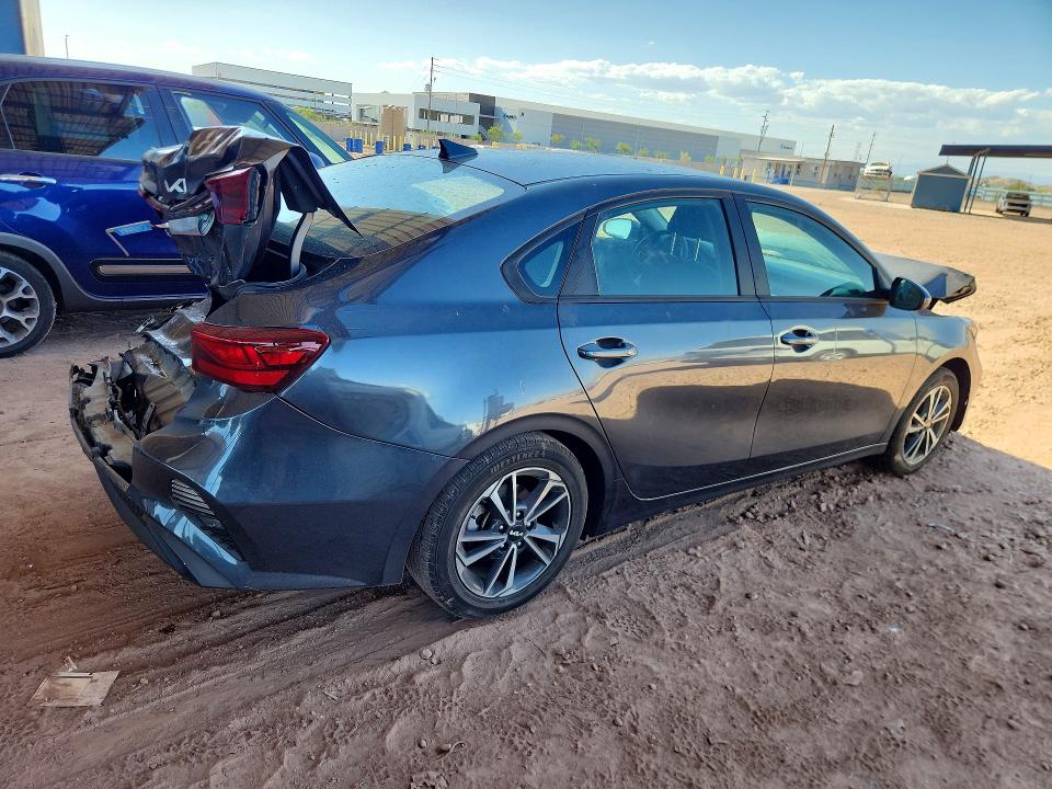 2024 Kia Forte VIN 3KPF24AD8RE725234 COPART salvage auction — REAR END, Az - Cert Of Title - Salvage, sold $2,000 on 2026-07-09 (photo 3)