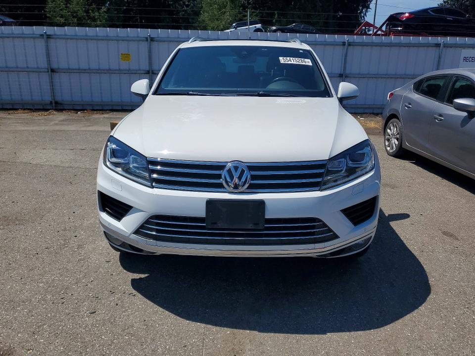 2017 Volkswagen Touareg VIN WVGRF7BP8HD003284 COPART salvage auction — MECHANICAL, Wa - Vehicle Cert Of Ownership-Titl, sold $1,750 on 2026-07-13 (photo 5)