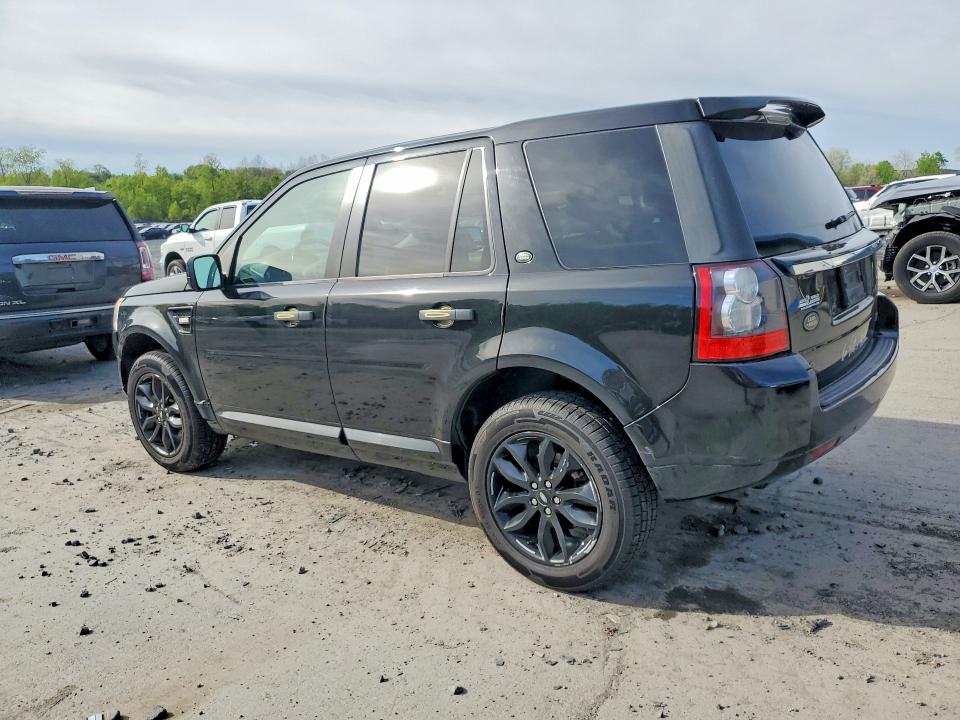 2011 Land rover Lr2 VIN SALFT2BN7BH231755 COPART salvage auction — REAR END, In - Certificate Of Title, sold $600 on 2026-07-03 (photo 2)