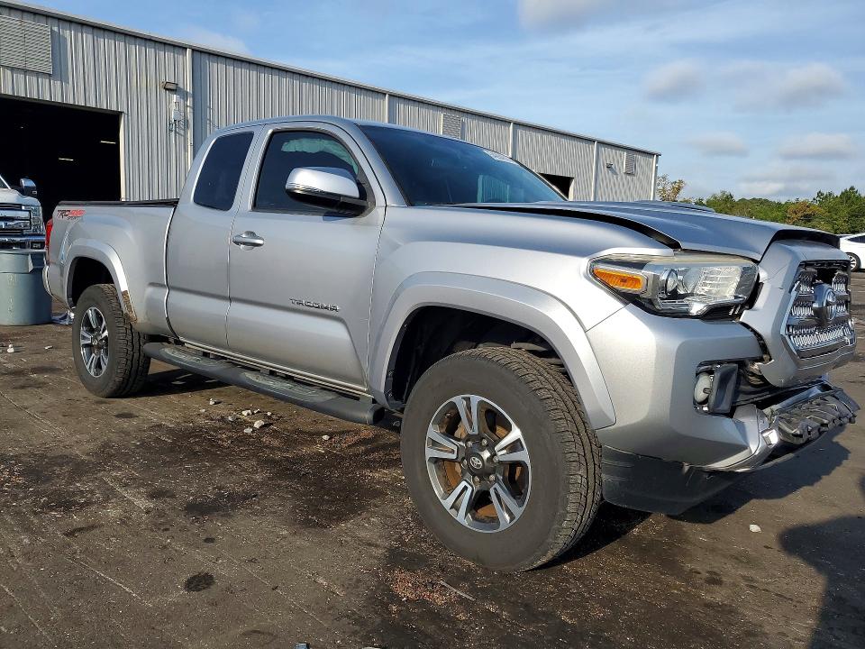 2017 Toyota Tacoma VIN 5TFSZ5AN9HX068743 COPART salvage auction — FRONT END, Fl - Cert Of Title Slvg Rebuildable, sold $9,000 on 2026-07-13 (photo 4)