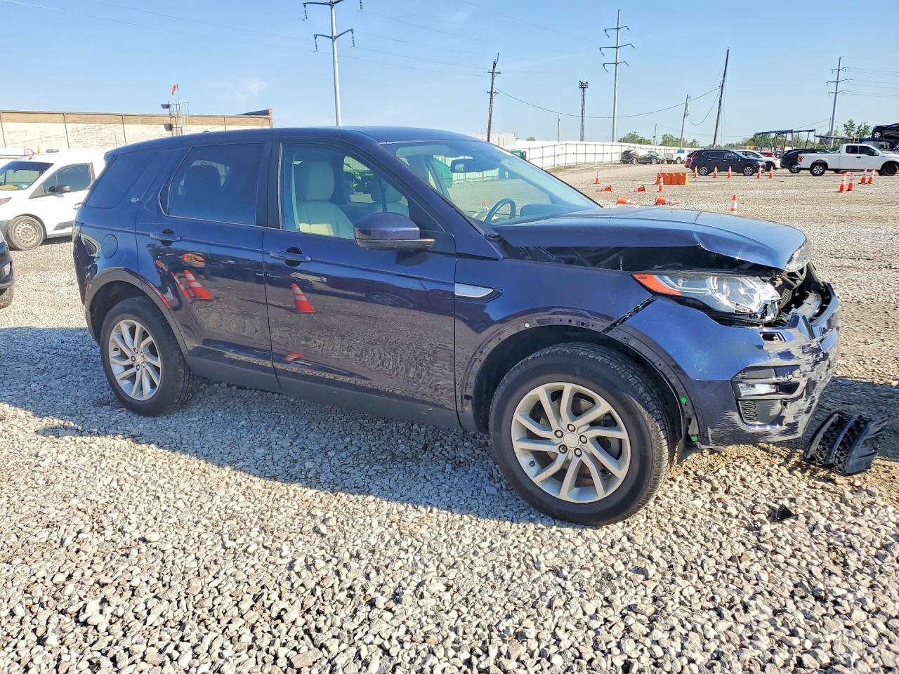 2016 Land Rover Discovery Sport VIN SALCR2BG1GH594417 COPART salvage auction — Front End, OH - CERT OF TITLE-SALVAGE, sold $1,300 on 2026-06-30 (photo 4)