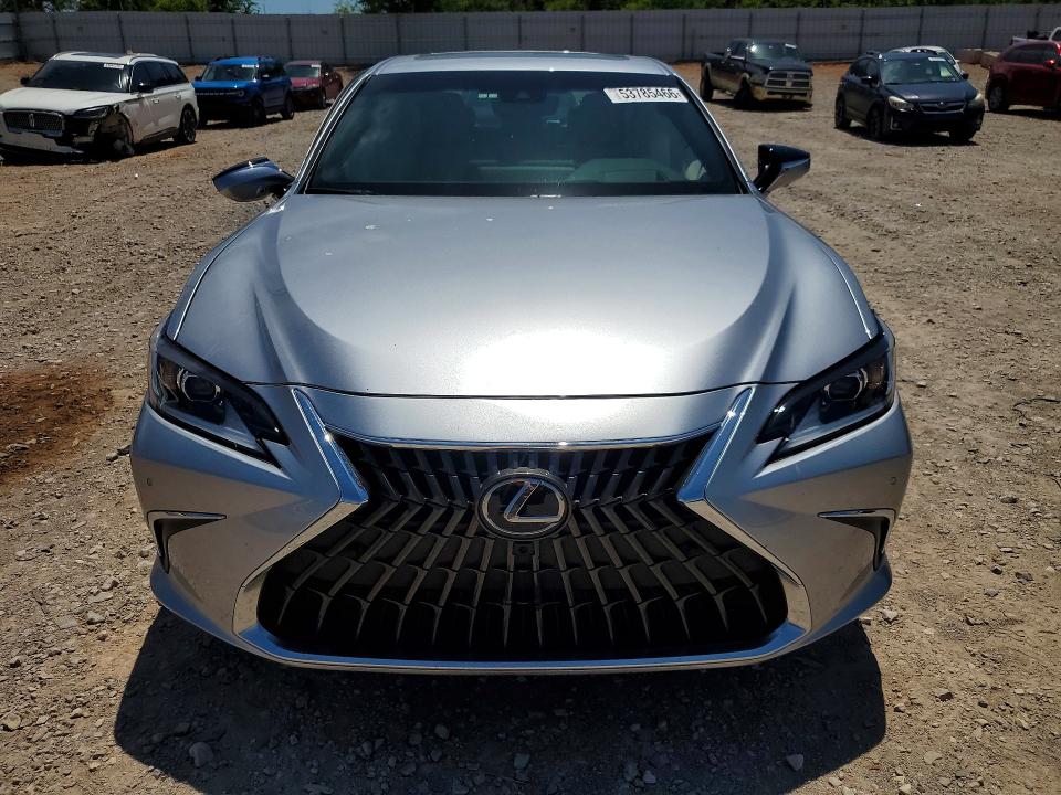 2025 Lexus Es 300h VIN 58AEA1C17SU063321 COPART salvage auction — SIDE, Ok - Cert Of Title-Salvage, sold $22,100 on 2026-07-28 (photo 5)