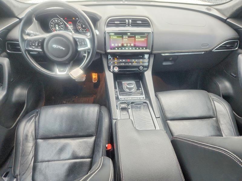 2019 Jaguar F-pace VIN SADCL2GX5KA353175 COPART salvage auction — NORMAL WEAR, WI - CERTIFICATE OF TITLE, sold $4,300 on 2026-07-30 (photo 8)