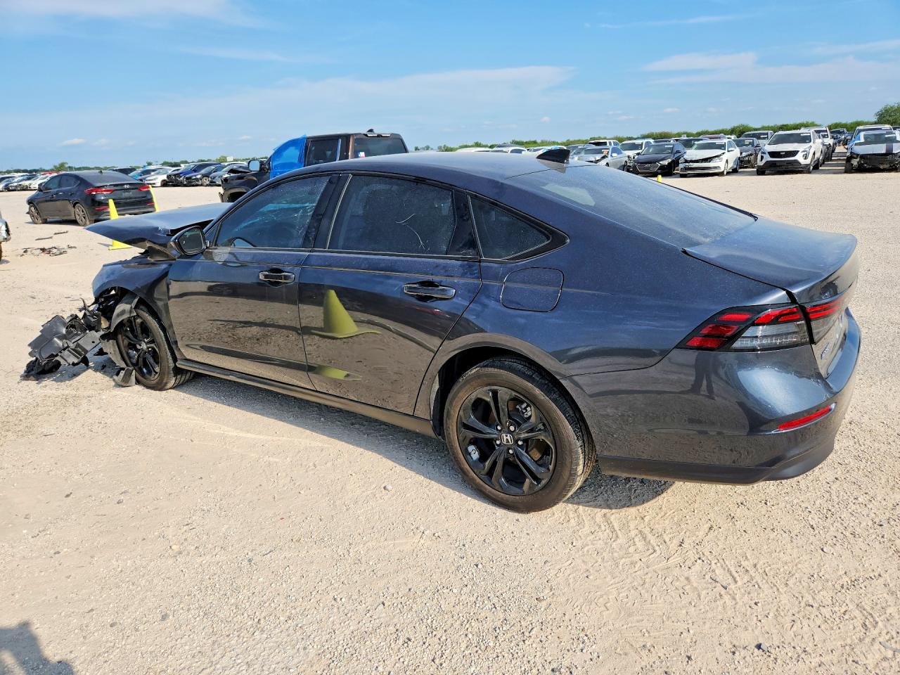 2025 Honda Accord VIN 1HGCY1F40SA032158 COPART salvage auction — Front End, TX - SALVAGE VEHICLE TITLE, sold $3,000 on 2026-06-25 (photo 2)