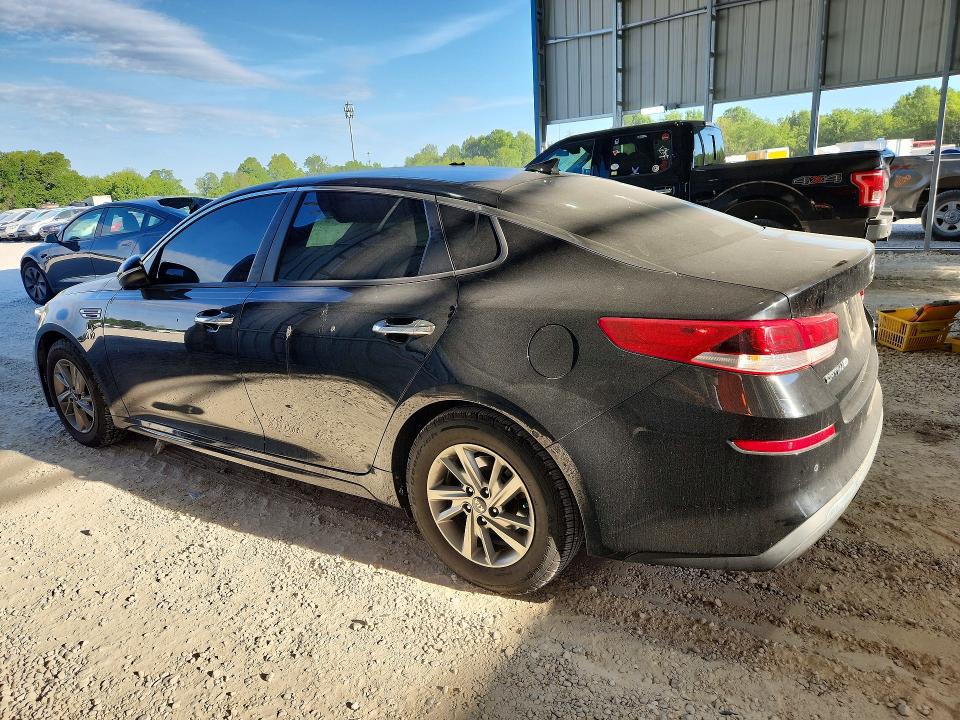 2019 Kia Optima VIN 5XXGT4L30KG310377 COPART salvage auction — HAIL, Salvage Title, sold $70 on 2026-07-28 (photo 2)