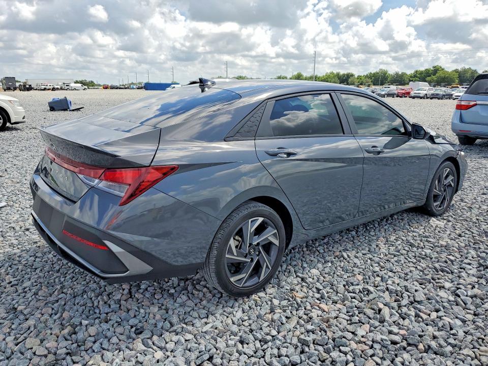 2025 Hyundai Elantra VIN KMHLM4DG3SU870249 COPART salvage auction — FRONT END, Fl - Certificate Of Destruction, sold $4,650 on 2026-07-17 (photo 3)