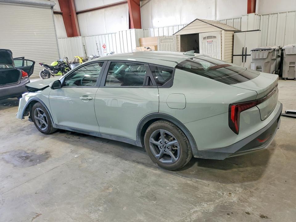 2026 Kia K4 VIN 3KPFT4DE4TE281455 COPART salvage auction — FRONT END, Ny - Mv-907A Salvage Certificate, sold $7,000 on 2026-07-27 (photo 2)