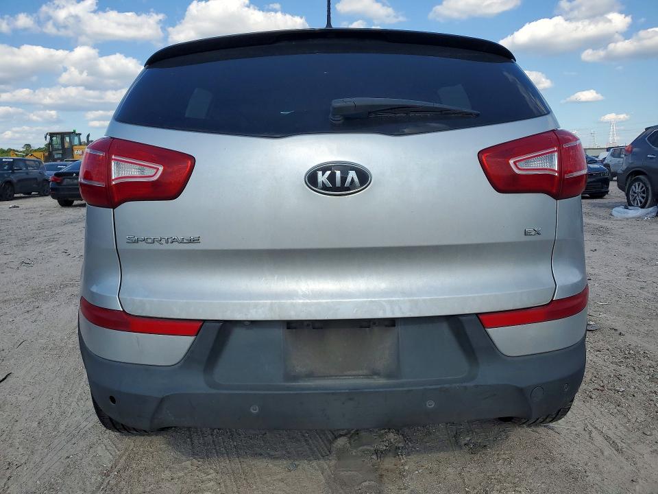 2012 Kia Sportage VIN KNDPC3A2XC7268511 COPART salvage auction — MINOR DENT/SCRATCHES, Tx - Certificate Of Title, sold $350 on 2026-07-24 (photo 6)