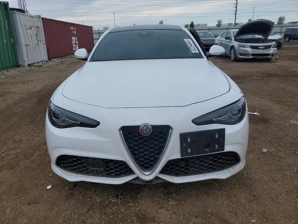 2022 Alfa romeo Giulia VIN ZARFANBN5N7656664 COPART salvage auction — SIDE, Il - Salvage Certificate, sold $5,800 on 2026-07-09 (photo 5)
