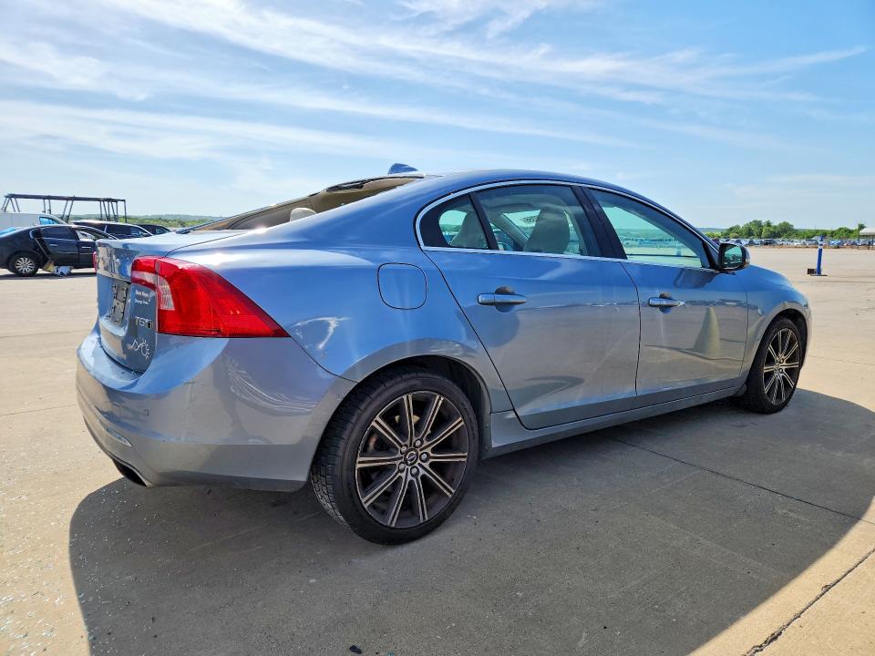 2018 Volvo S60 VIN LYV402TK2JB185618 COPART salvage auction — HAIL, Tx - Certificate Of Title, sold $2,150 on 2026-07-13 (photo 3)