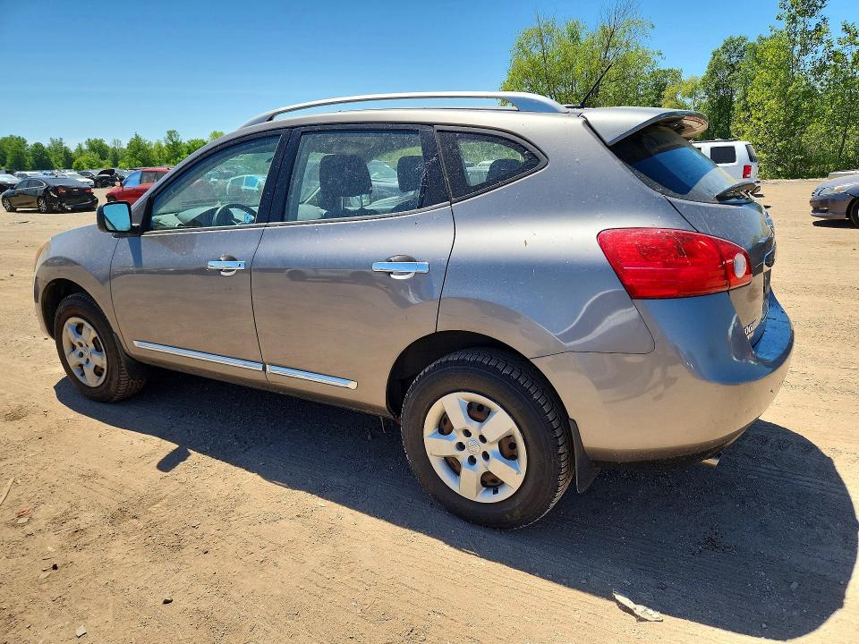 2015 Nissan Rogue VIN JN8AS5MV8FW768983 COPART salvage auction — MINOR DENT/SCRATCHES, PA - CERT OF TITLE, sold $2,150 on 2026-07-09 (photo 2)