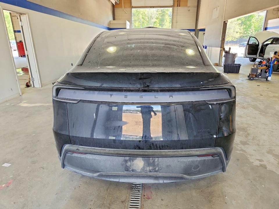 2026 Tesla Model y VIN 7SAYGDEEXTA634450 COPART salvage auction — FRONT END, Va - Cert Of Title - Salvage, sold $20,300 on 2026-07-02 (photo 6)