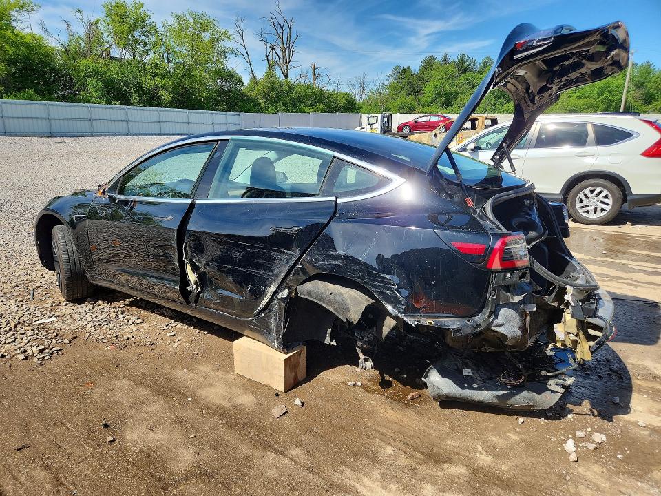 2019 Tesla Model 3 VIN 5YJ3E1EA2KF189972 COPART salvage auction — REAR END, Wi - Certificate Of Title, sold $2,000 on 2026-07-13 (photo 2)
