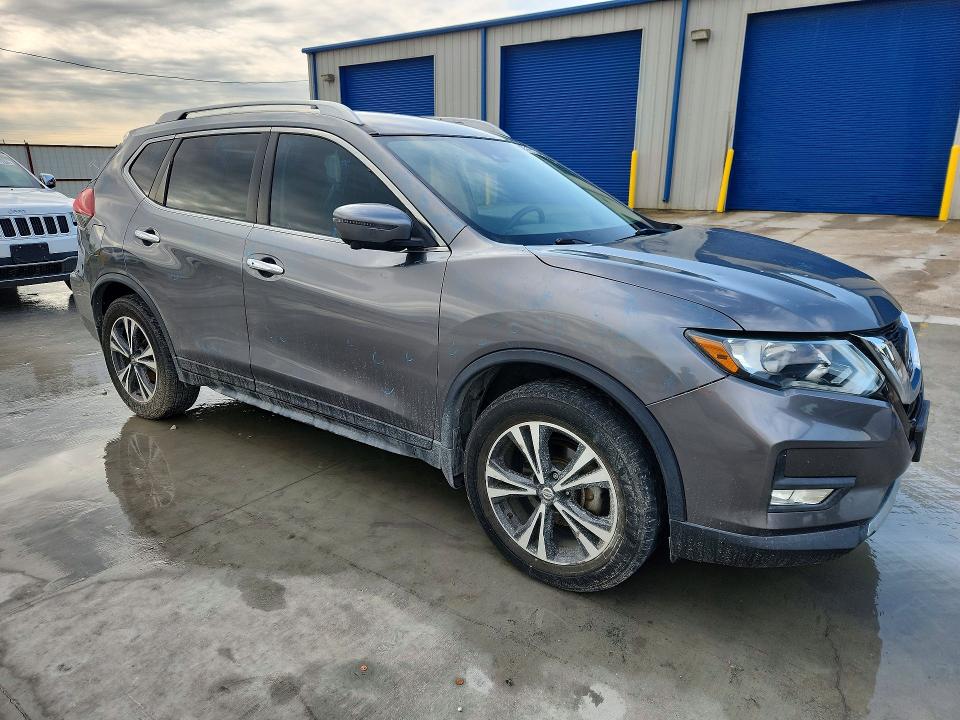 2019 Nissan VIN JN8AT2MT9KW262955 COPART salvage auction — HAIL, Tx - Certificate Of Title, sold $2,050 on 2026-07-28 (photo 4)