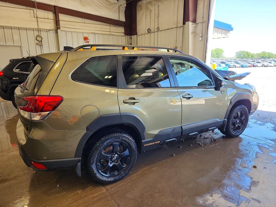 2024 Subaru Forester VIN JF2SKAJC6RH434473 COPART salvage auction — FRONT END, Wi - Cert Of Title-Claim Paid, sold $7,800 on 2026-07-06 (photo 3)