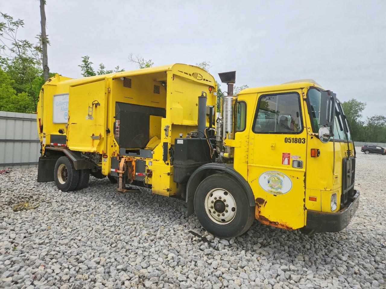 2014 Autocar All models VIN 5VCA3SVF7EH216234 COPART salvage auction — Normal Wear, OH - CERTIFICATE OF TITLE, sold $125 on 2026-06-22 (photo 9)