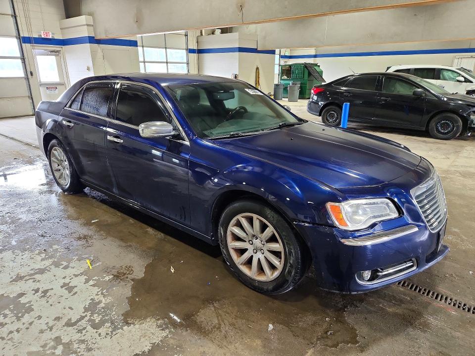 2013 Chrysler 300 VIN 2C3CCAET9DH577757 COPART salvage auction — MECHANICAL, Va - Certificate Of Title, sold $1,400 on 2026-07-02 (photo 4)