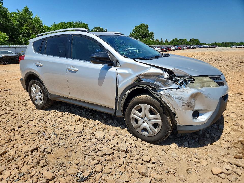 2015 Toyota Rav 4 VIN JTMZFREV0FD049327 COPART salvage auction — FRONT END, Nc - Salvage Certificate Of Title, sold $4,550 on 2026-07-20 (photo 4)