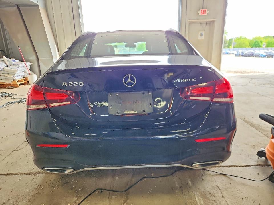 2020 Mercedes-benz A-klasse VIN WDD3G4FBXLW040974 COPART salvage auction — FRONT END, Il - Certificate Of Title, sold $7,500 on 2026-07-18 (photo 6)
