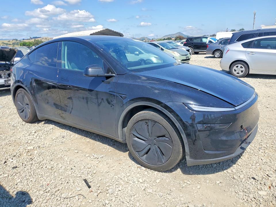2026 Tesla Model y VIN 7SAYGDEE0TF370903 COPART salvage auction — SIDE, CA - SALVAGE CERTIFICATE, sold $19,000 on 2026-07-14 (photo 4)