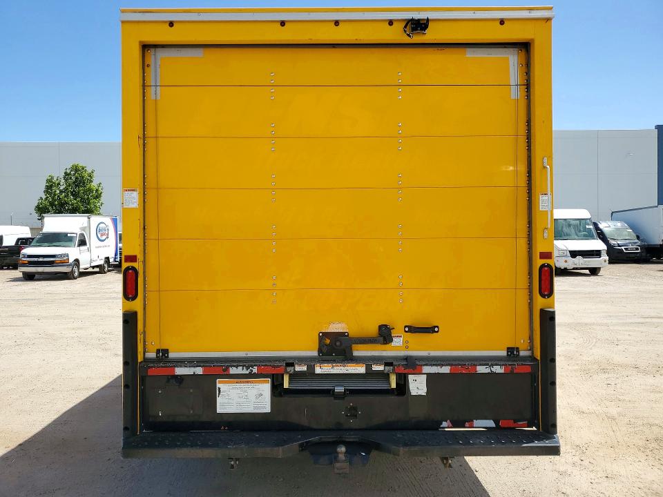 2022 Ford E-350 VIN 1FDWE3FN3NDC04013 COPART salvage auction — FRONT END, Az - Cert Of Title - Salvage, sold $7,400 on 2026-07-20 (photo 6)
