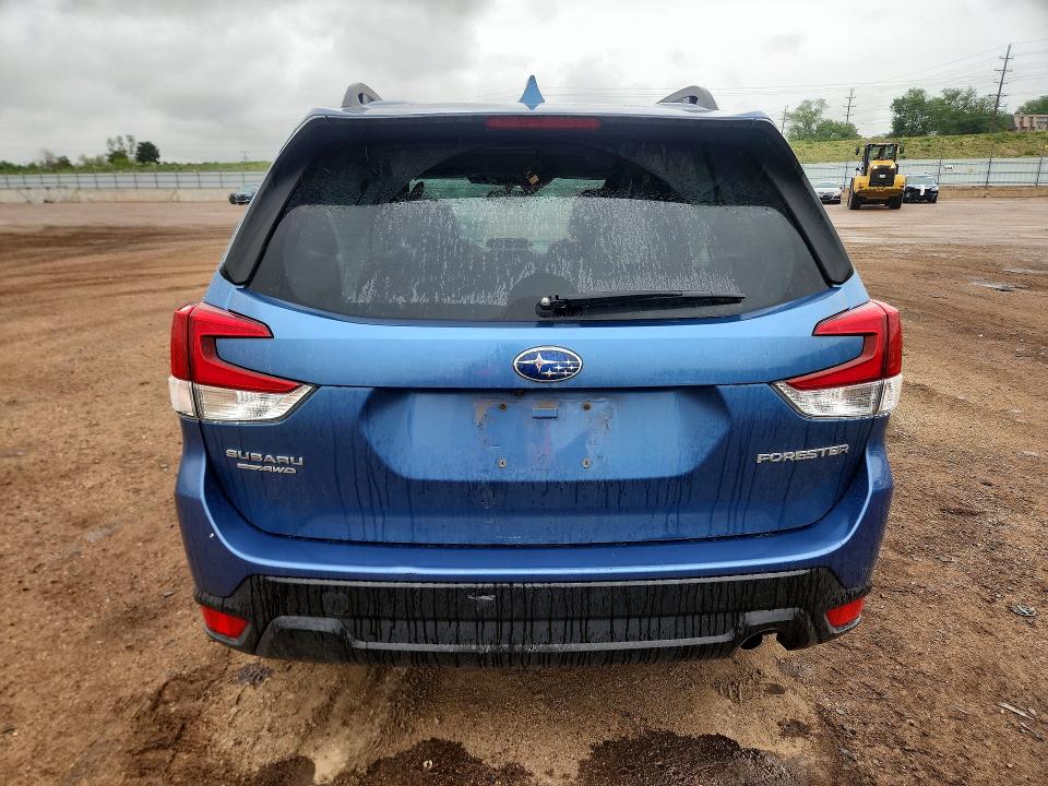 2023 Subaru Forester VIN JF2SKAEC7PH424543 COPART salvage auction — FRONT END, Salvage Title, sold $5,000 on 2026-08-03 (photo 6)