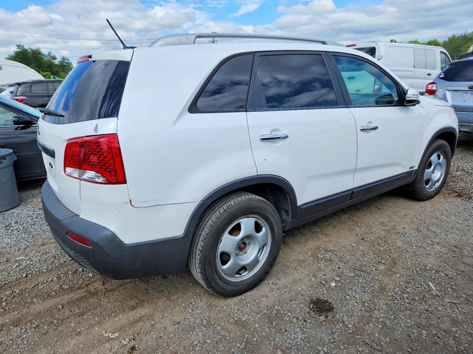 2011 Kia Sorento VIN 5XYKTDA22BG125117 COPART salvage auction — STRIPPED, Nj - Certificate Of Title (P), sold $750 on 2026-07-17 (photo 3)