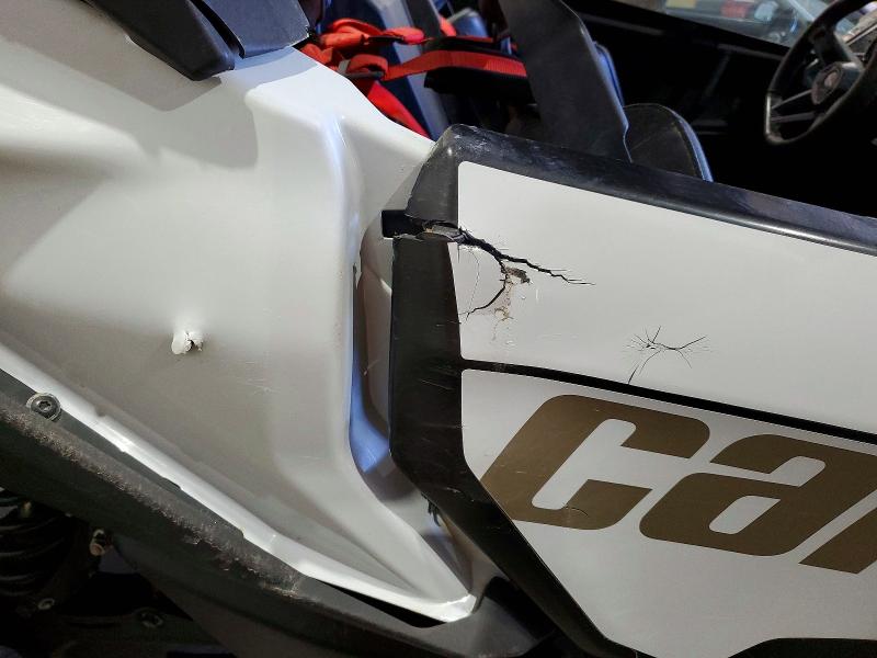 2023 Can-am Maverick x3 VIN 3JBVGAY43PE004434 COPART salvage auction — MINOR DENT/SCRATCHES, NY - MV-51B/STMT OF OWNERSHIP, sold $15,300 on 2026-07-20 (photo 9)