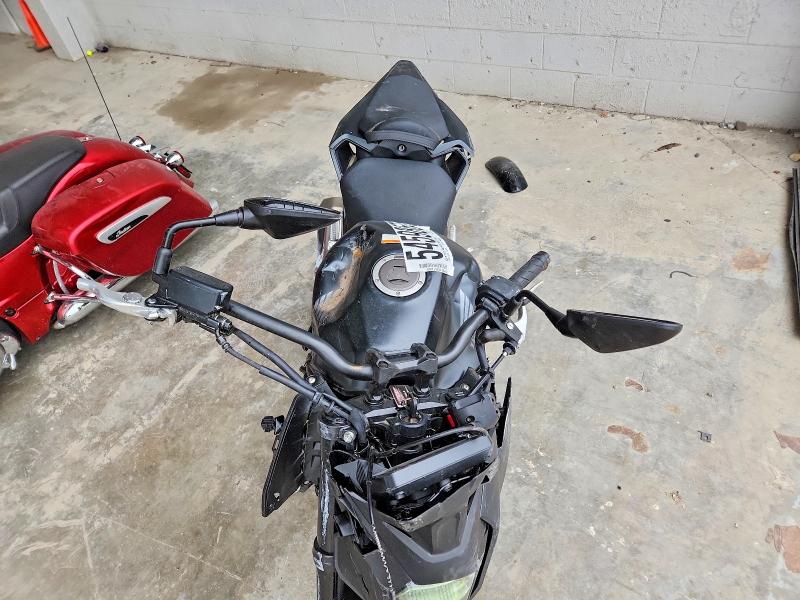 2025 Honda Cb VIN MLHPC7157S5100835 COPART salvage auction — SIDE, Va - Cert Of Title - Salvage, sold $625 on 2026-07-02 (photo 5)