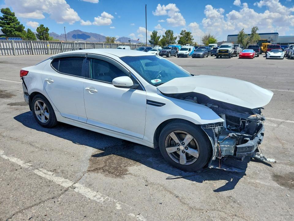 2015 Kia Optima VIN KNAGM4A70F5595530 COPART salvage auction — SIDE, Tx - Salvage Vehicle Title, sold $125 on 2026-07-31 (photo 4)
