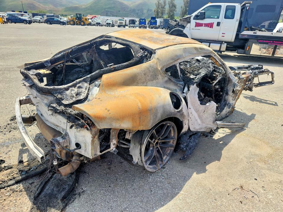2020 Toyota Supra VIN WZ1DB4C0XLW033007 COPART salvage auction — BURN, CA - NON-REPAIRABLE VEHICLE CERT, sold $50 on 2026-07-29 (photo 3)