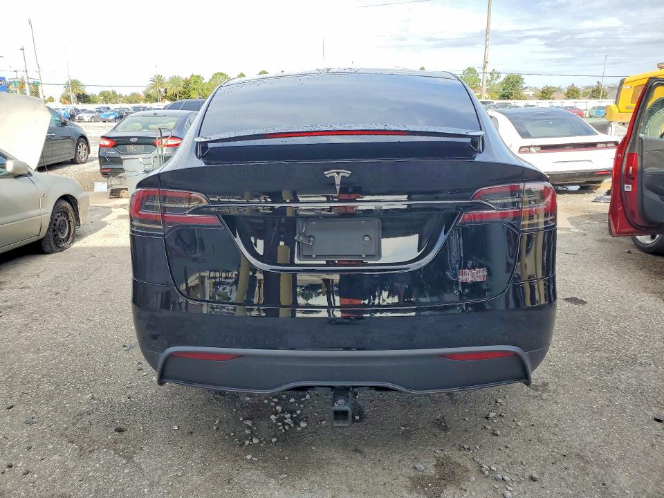 2022 Tesla Model x VIN 7SAXCBE62NF345475 COPART salvage auction — FRONT END, Fl - Cert Of Title Slvg Rebuildable, sold $17,200 on 2026-07-24 (photo 6)