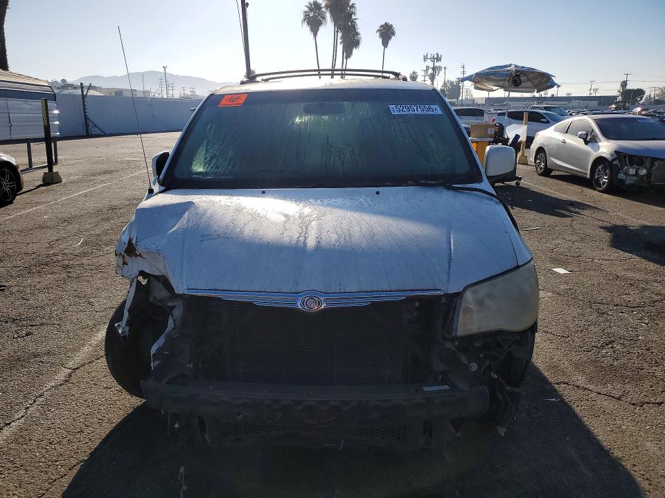 2010 Chrysler Town & country VIN 2A4RR5D19AR347454 COPART salvage auction — FRONT END, Ca - Lien Papers-Clean Or Ac, sold $500 on 2026-07-10 (photo 5)