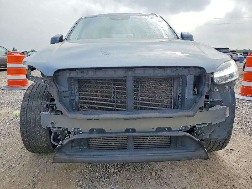 2020 Volvo Xc90 VIN YV4102CK8L1585483 COPART salvage auction — FRONT END, Tx - Certificate Of Title, sold $9,800 on 2026-07-30 (photo 5)