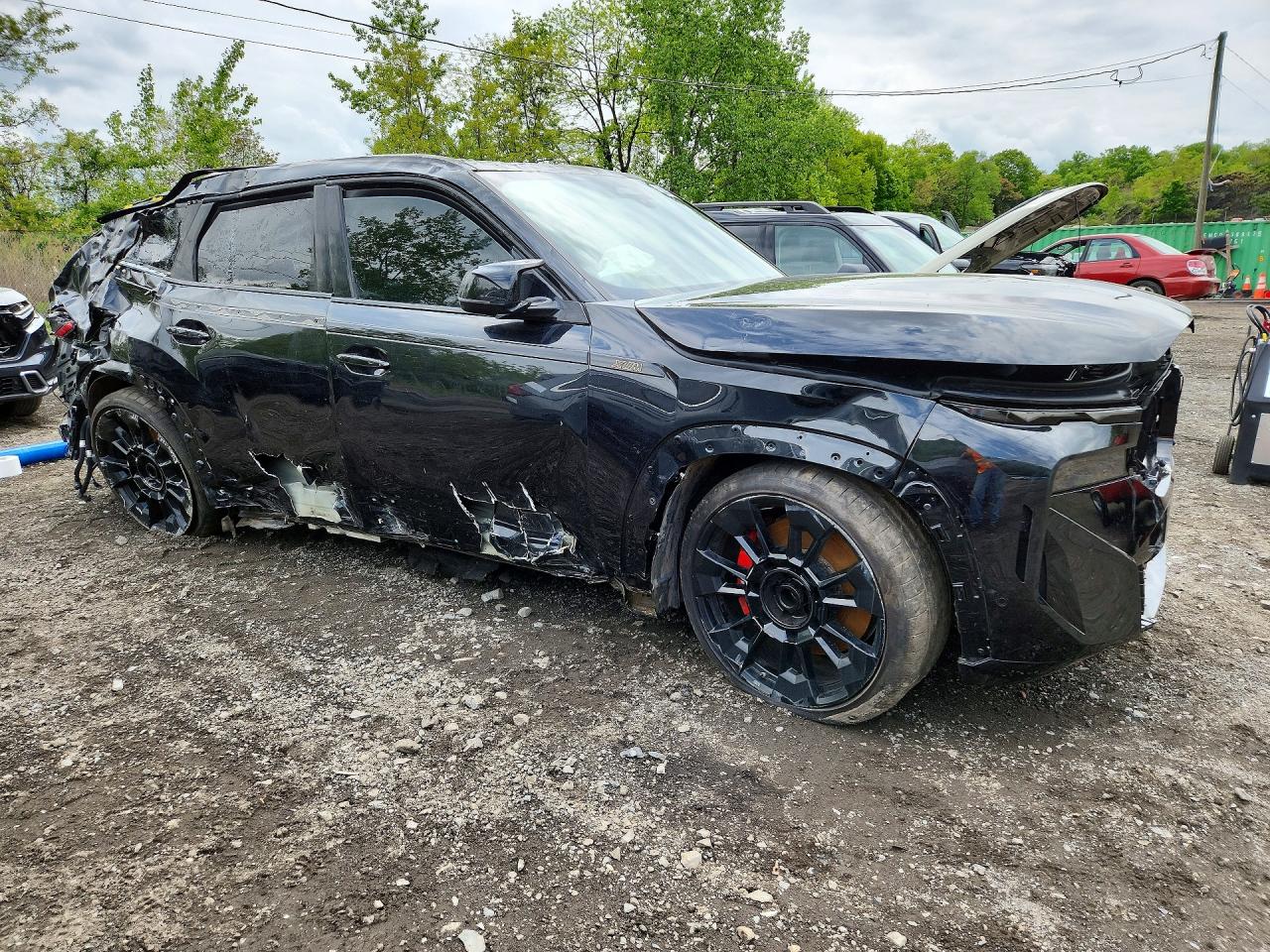 2025 BMW XM VIN 5YM23CS03S9Z60059 COPART salvage auction — Rollover, NJ - CERT OF TITLE-SALVAGE, sold $25,500 on 2026-07-10 (photo 4)