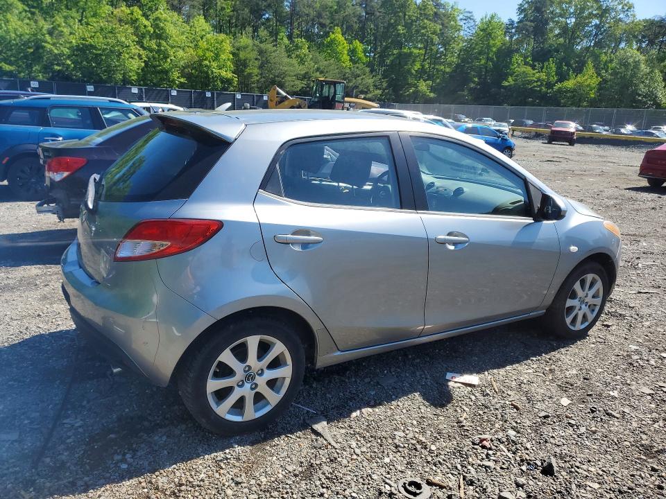 2014 Mazda 2 VIN JM1DE1LZ9E0174160 COPART salvage auction — SIDE, Md - Cert Of Salvage > 75% Damage, sold $625 on 2026-07-14 (photo 3)