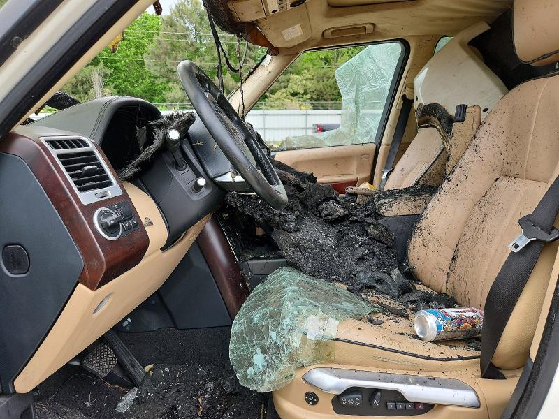 2010 Land rover RANGE ROVER VIN SALME1D40AA314712 COPART salvage auction — Burn Engine, Va - Cert Of Title-Rebuilt, sold $400 on 2026-07-07 (photo 7)
