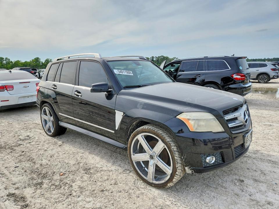 2010 Mercedes-benz Glk-class VIN WDCGG5GB5AF412390 COPART salvage auction — MINOR DENT/SCRATCHES, Tx - Certificate Of Title, sold $950 on 2026-07-17 (photo 4)