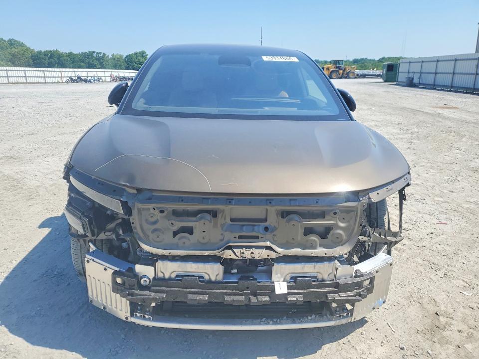 2026 Lucid Gravity VIN 7UUG1GHK5TA010175 COPART salvage auction — FRONT END, Nc - Salvage Certificate Of Title, sold $15,400 on 2026-07-29 (photo 5)