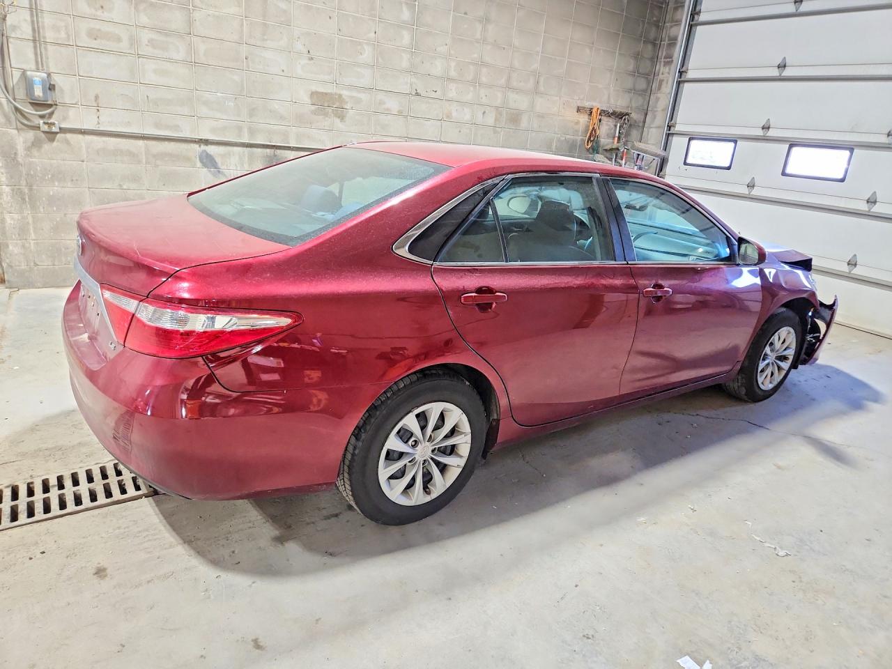 2016 Toyota Camry VIN 4T1BF1FK5GU605300 COPART salvage auction — Front End, MN - CERT OF TITLE-SALVAGE, sold $1,550 on 2026-07-02 (photo 3)